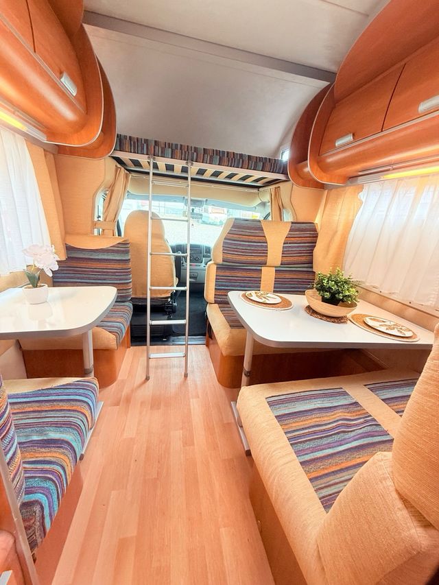 Autocaravana doble salón 6PLZ/aire/horno