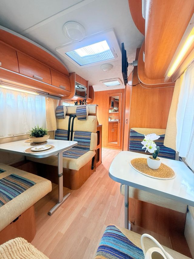 Autocaravana doble salón 6PLZ/aire/horno