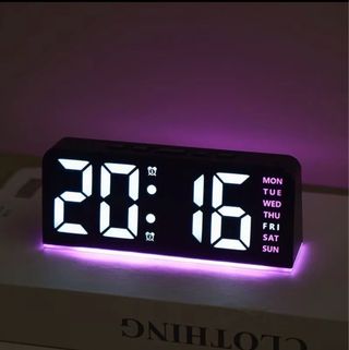 Reloj Digital LED Negro con Luz Morada