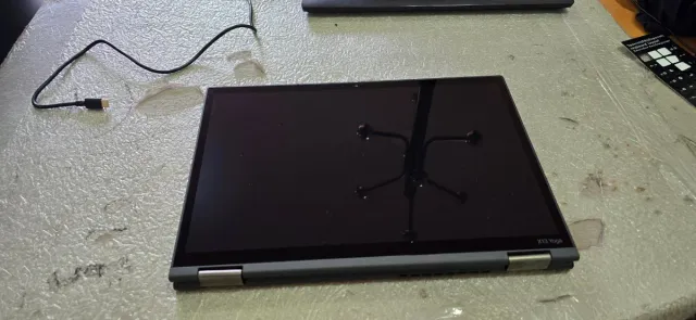 LENOVO YOGA X13 I5 16 RAM 256 SSD