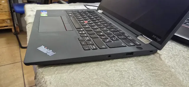 LENOVO YOGA X13 I5 16 RAM 256 SSD