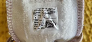 Zapatillas Converse Rosas y Blancas