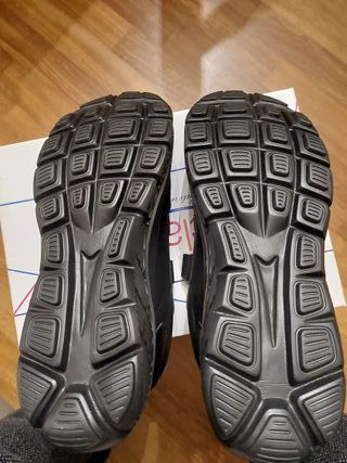 Scarpe uomo nere con velcro