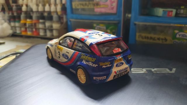 Ford Focus WRC Scalextric L.Moya C.Sainz