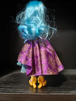 4 MUÑECAS EQUESTRIA GIRLS