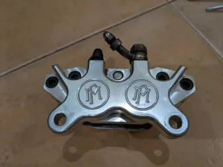 Pinza Freno Performance Machine para Harley Davids