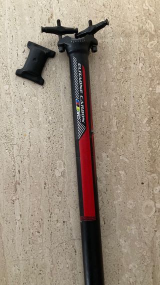 Tubo e sella in carbonio per bici da corsa