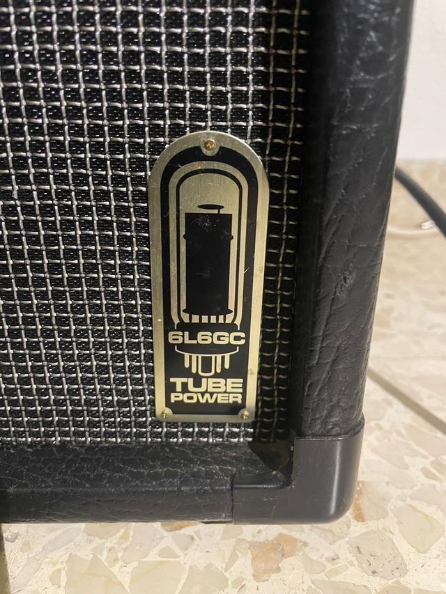 Amplificador Peavey Vypyr 60W Tube Power