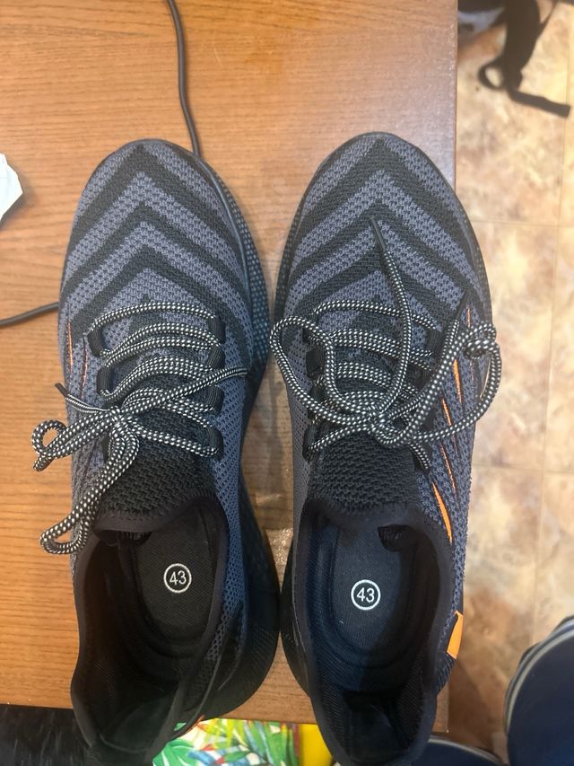 Zapatillas de Seguridad Negras y Naranjas