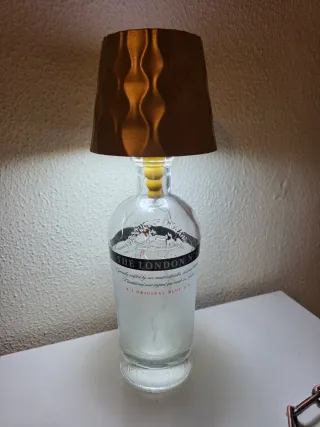 Lampada bottiglia gin London Dry