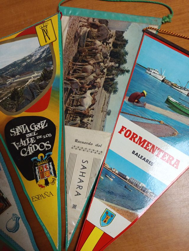 Lote 5 banderines antiguos España