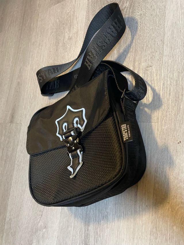 Bolso Trapstar Negro Reflectante