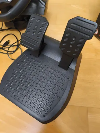 Volante Thrustmaster T80 Ferrari 488 GTB Edition