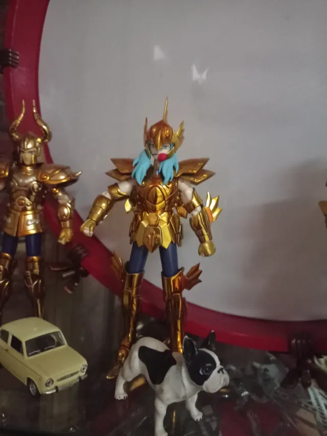 Caballero Zodiaco Piscis con Caja mith cloth
