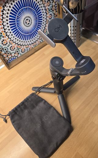 DJI OM 4 (Osmo Mobile 4) Estabilizador
