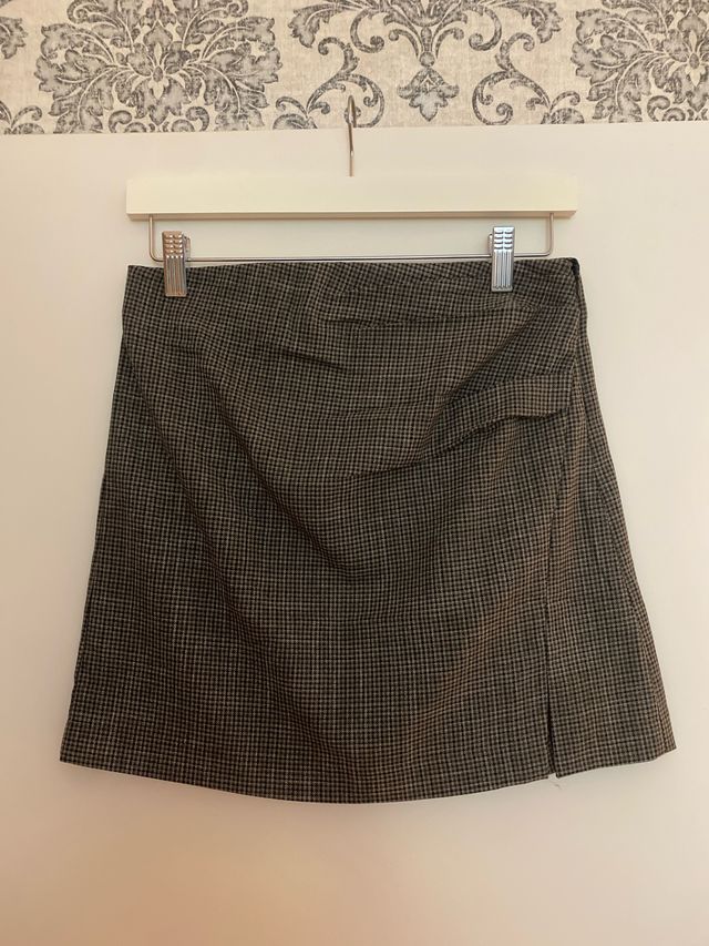 Falda de cuadros marrón y gris