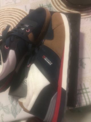 Zapatillas Deportivas T.44 (Azul/Marrón)