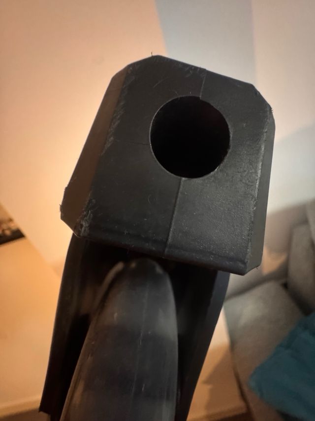 Patines en línea negros y rosas