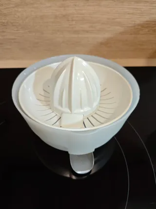 Exprimidor Solac Citro Eléctrico.