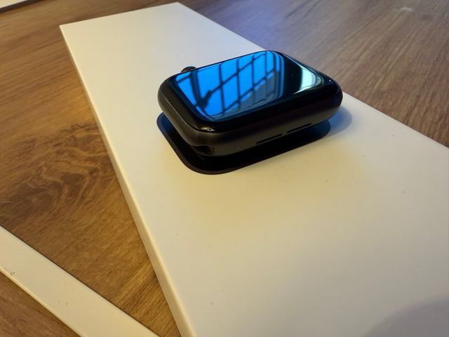 Apple Watch SE 44mm GPS+Celular