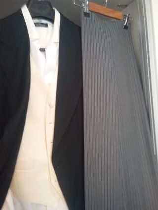 Traje Chaqué Toni Barceló T.44 Negro/Gris