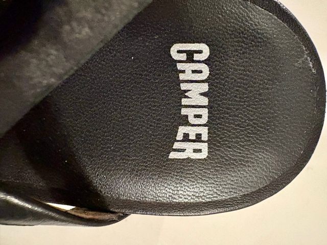 Sandalias Camper Negras tacón