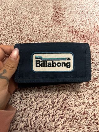 Billetera Billabong Azul y Blanca