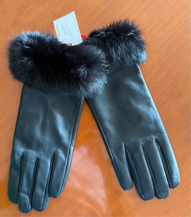 Guantes de piel de cordero negros con pelo