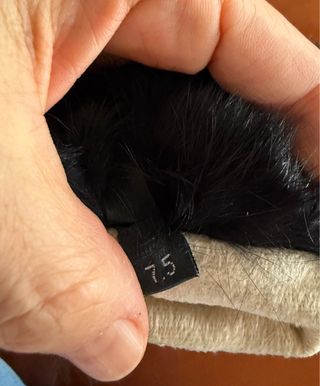 Guantes de piel de cordero negros con pelo