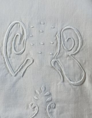 Juego sábanas antiguas hilo bordado hecho a mano