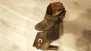 Botines de ante marrón mujer