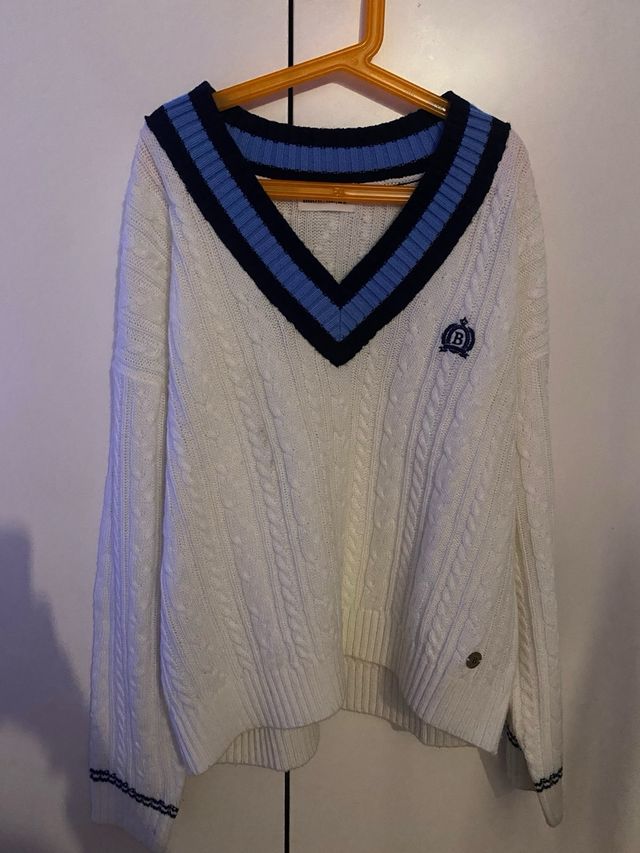 Jersey Brownie cuello pico trenzado