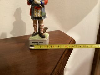 Soldatino Porcellana Bassano Ufficiale Highland