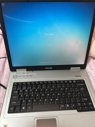 Toshiba Windows 7 para piezas