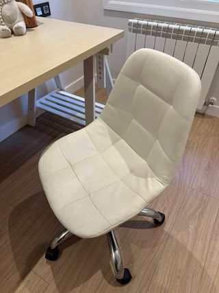Silla de oficina piel sintética blanca
