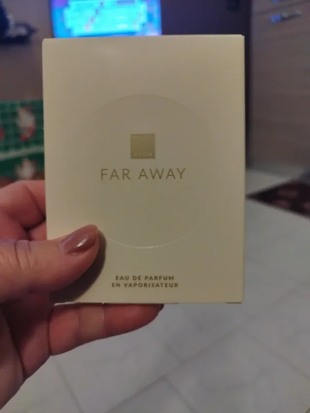 Profumo Avon Far Away Eau de Parfum