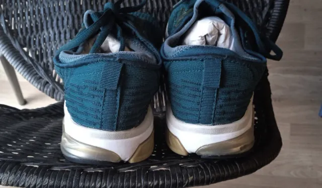 Zapatillas deportivas talla 37