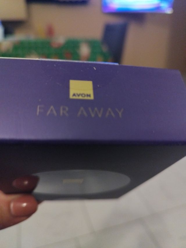 Profumo Avon Far Away Beyond the Moon