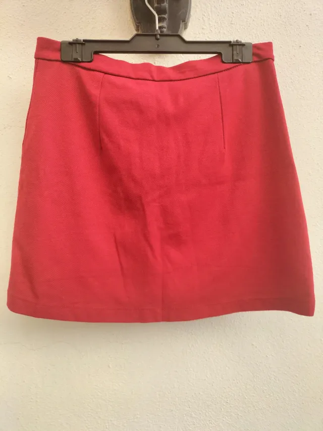 Regalo falda Bershka Roja Talla S