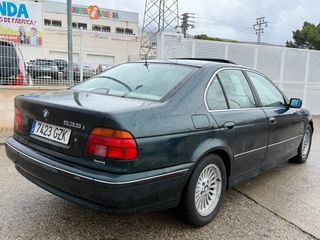 BMW 535i V8, Automatico