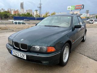BMW 535i V8, Automatico