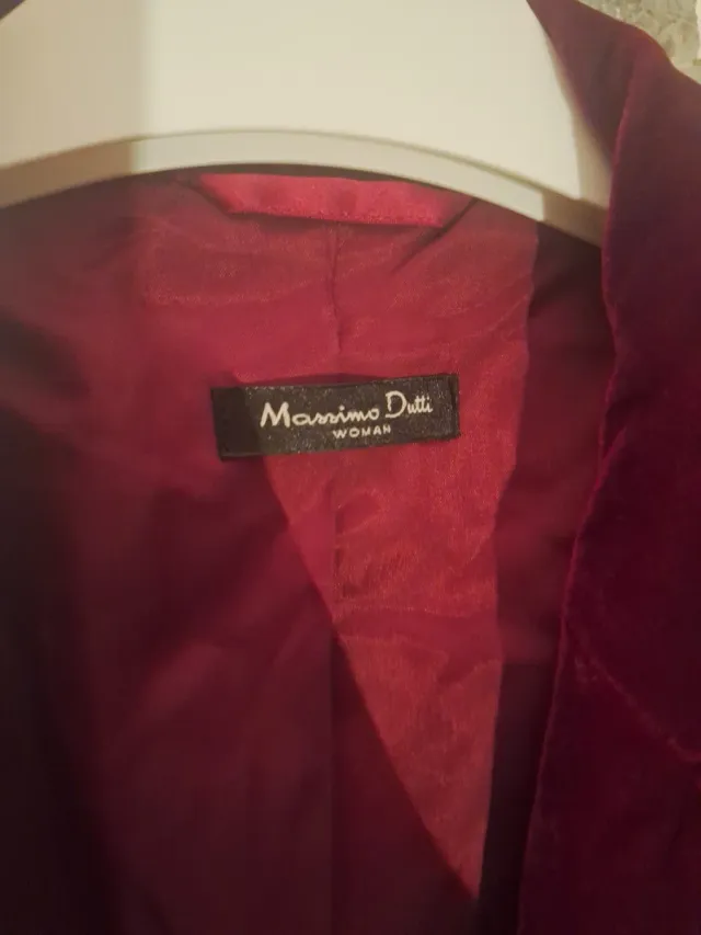 Chaqueta Terciopelo Roja Elegante