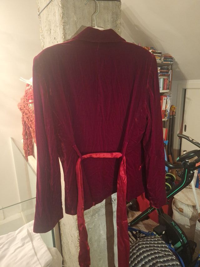 Chaqueta Terciopelo Roja Elegante