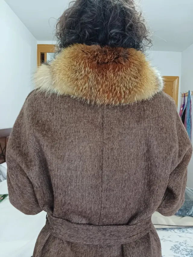 Abrigo lana mujer cuello zorro
