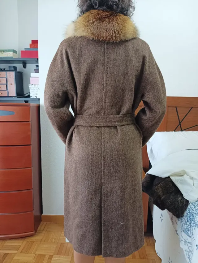 Abrigo lana mujer cuello zorro
