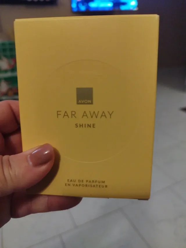 Profumo Avon Far Away Shine Eau de Parfum