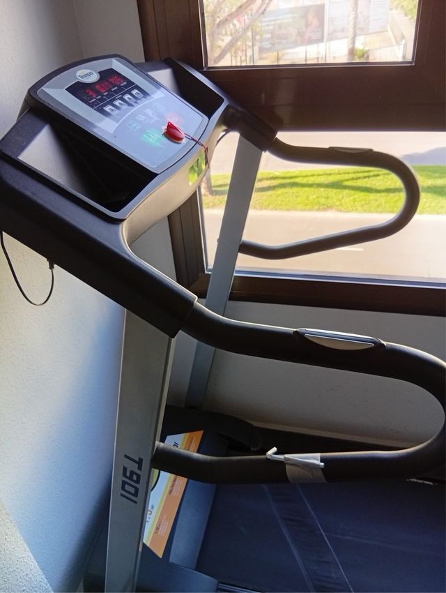 Cinta de Correr Tempo T90I 1.5 HP