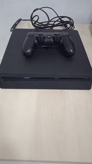 PlayStation 4 1TB Nera