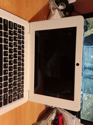 Portátil blanco