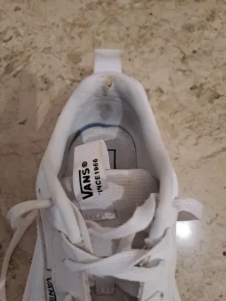 Zapatillas Vans Talla 36.5 Blancas